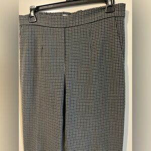 Babaton Black Green & Grey Checkered Women's Cropped Pants